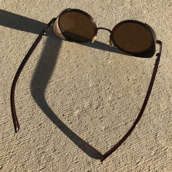 Accessories - vintage round sunglasses